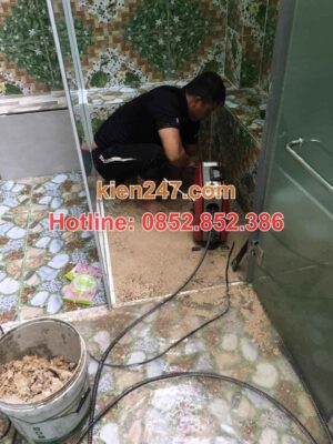 Thợ thông cống nghẹt của kiến 247 thi công trường hợp tắc do bùn trôi vào cống