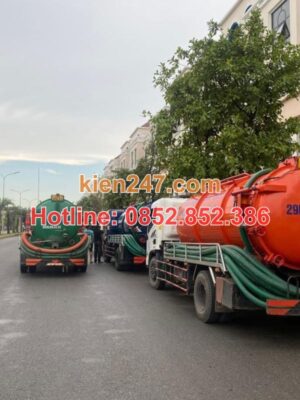 Đội xe hút bể phốt có mặt tại nhiều điểm trên địa bàn Tam Đảo