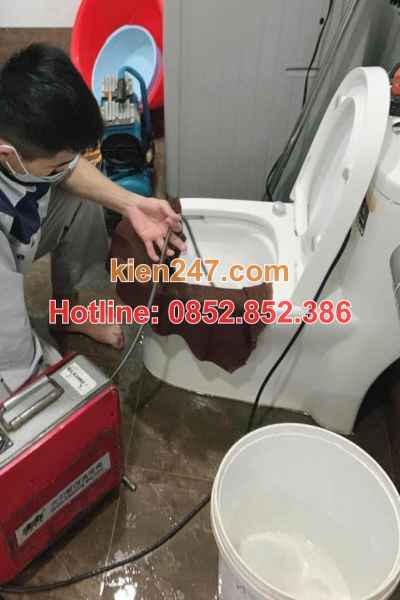 Thông tắc bồn cầu là dịch vụ phổ biến tại Kiến 247